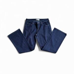 Signature LEVI STRAUSS Low Rise Bootcut Jeans Size 10 Short 28" Inseam